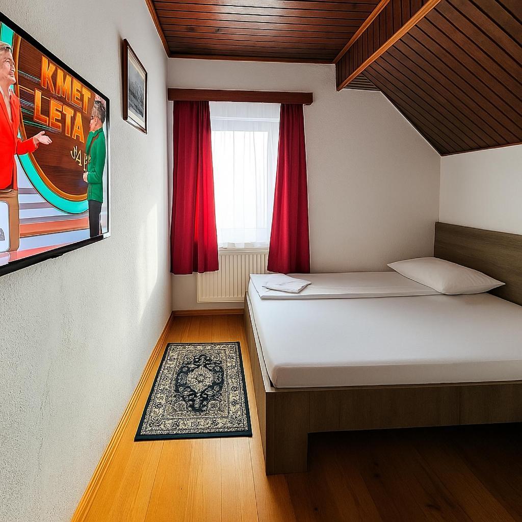 Guest House Gostisce Gacnk V Logu Cerkno Buitenkant foto